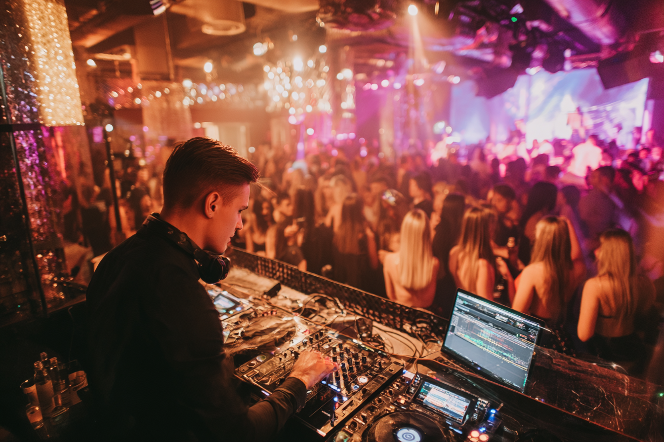 渋谷トランスナイト｜最先端クラブイベントで感じるサイケな夜