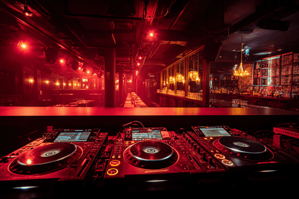 渋谷でクラブで洋楽を楽しむ|最新ヒットから定番まで踊れる人気スポット特集